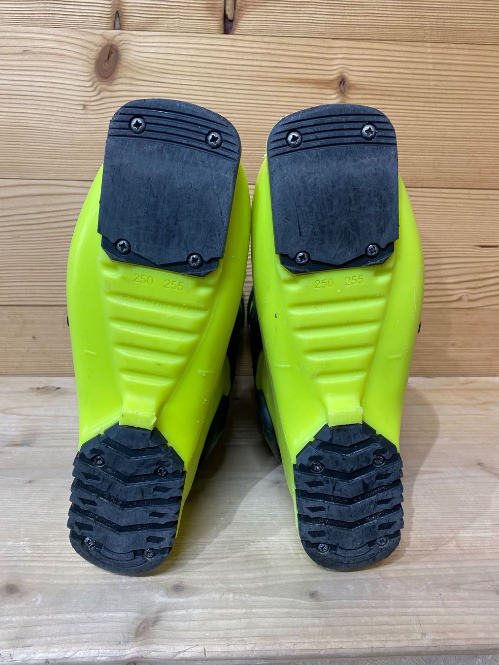 Head Scarpe per ragazzi: Skischuhe, Head Z3, Grösse 40 – Usato da Schwarzsee venduto da Sidecut 3