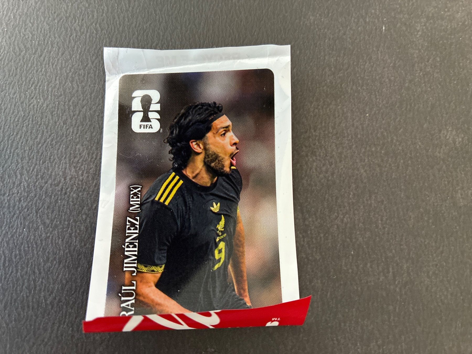 Panini Sammelbilder & Trading cards: Fussball Sticker RAUL JIMENEZ (MEX) FIFA – Neu und originalverpackt aus Basel von yac_h5js