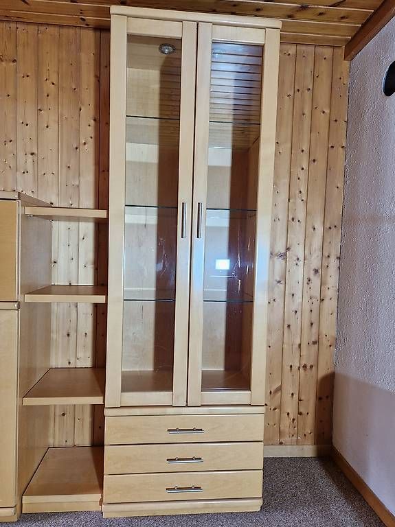 Vitrines: Vitrine/Buffet – D'occasion à Grindelwald par jana2094 2