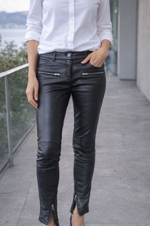 Pantaloni in pelle