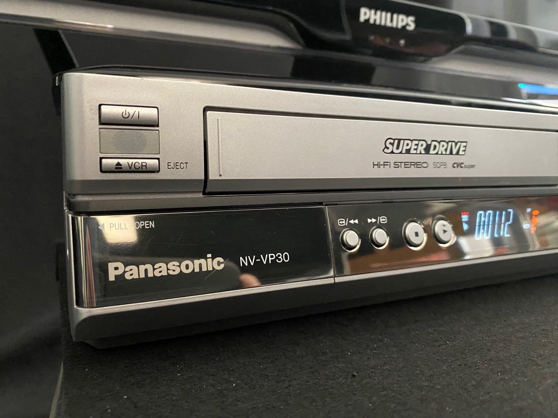 Panasonic Lecteur multimedia & Streamer: Philips TV mit DVD Video Kombi – Neuf (Voir description) à Würenlingen par Schneiderhifi 5