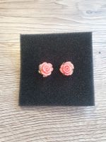 Ohrstecker in Rosenform, Modeschmuck