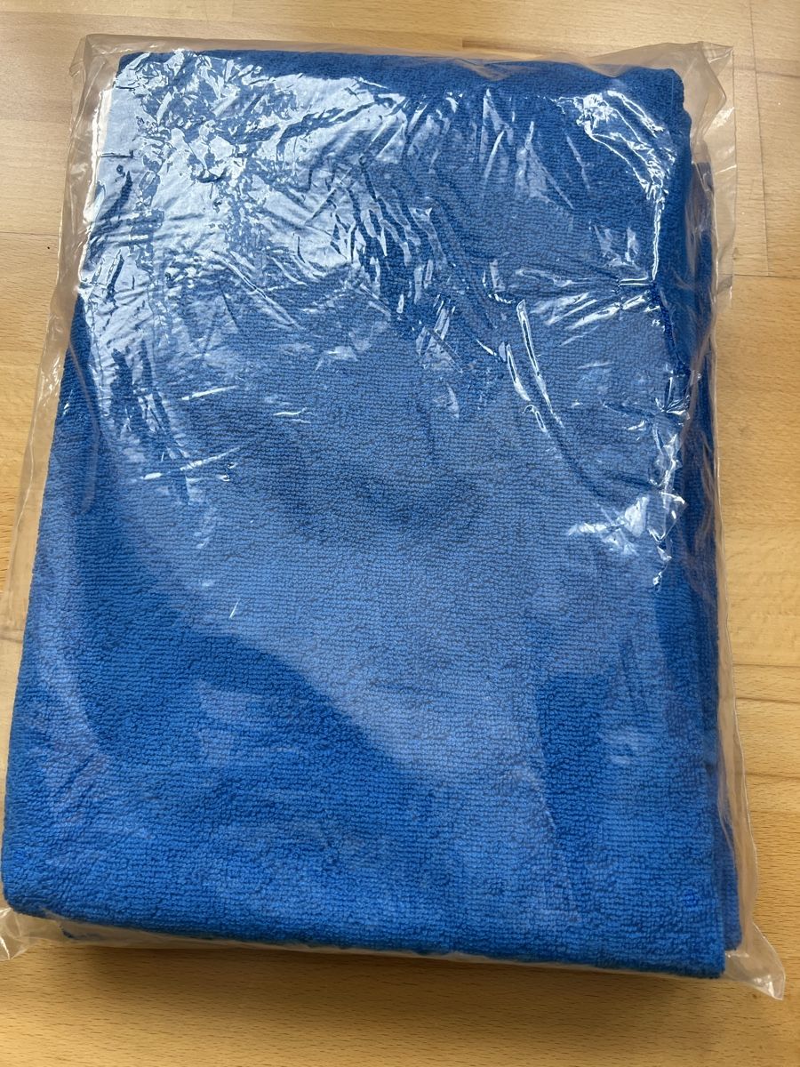 Serviettes de bain: Strandtuch  – Neuf avec emballage d'origine à witterswil par Bargo