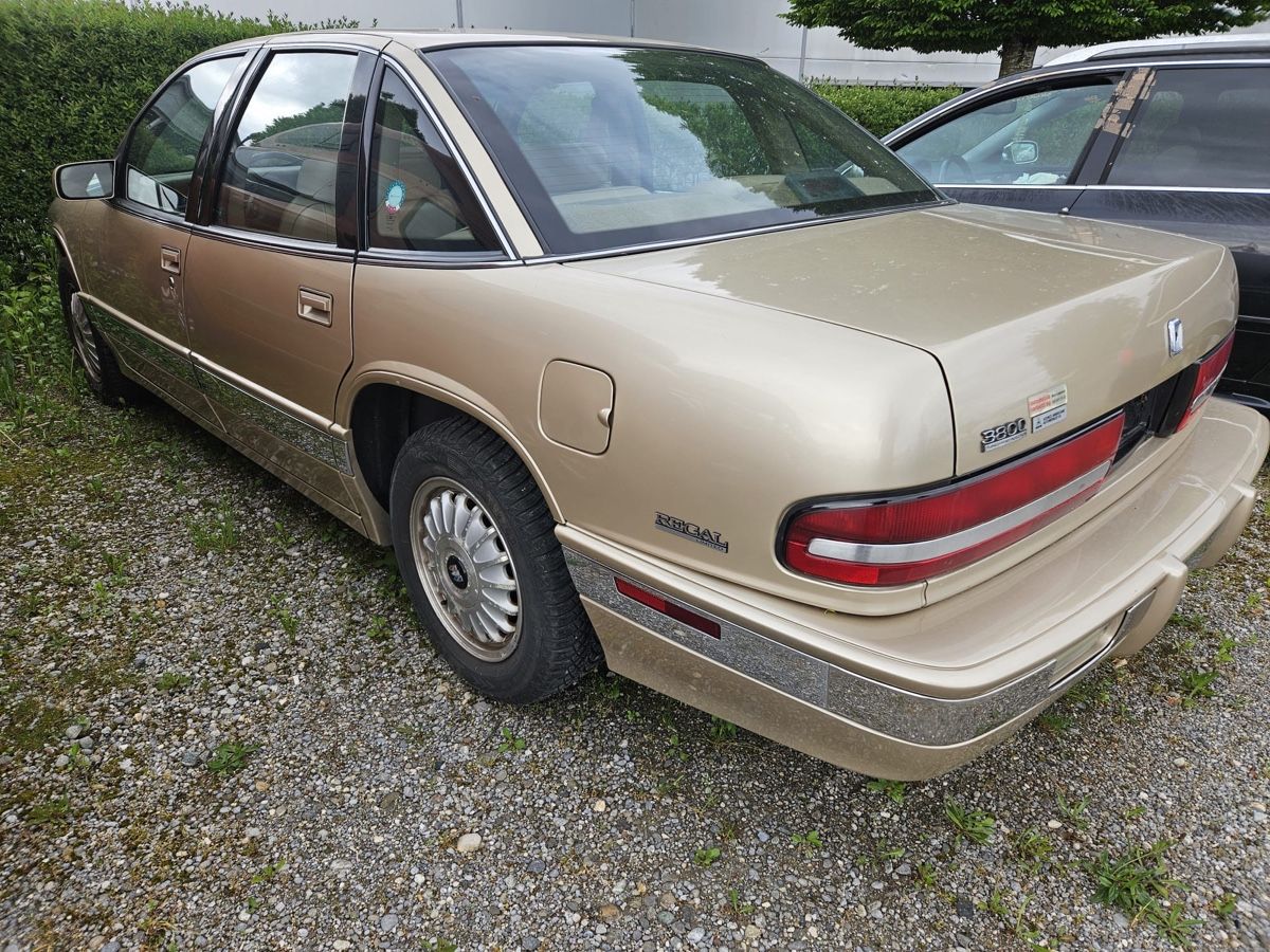 Buick Automobili: Buick Regal – Usato da Zollikofen venduto da nha_825x 4