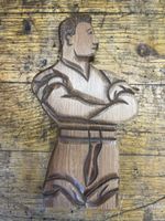 Holzschnitzerei Schwinger Figur Wandbild Holz 20 cm