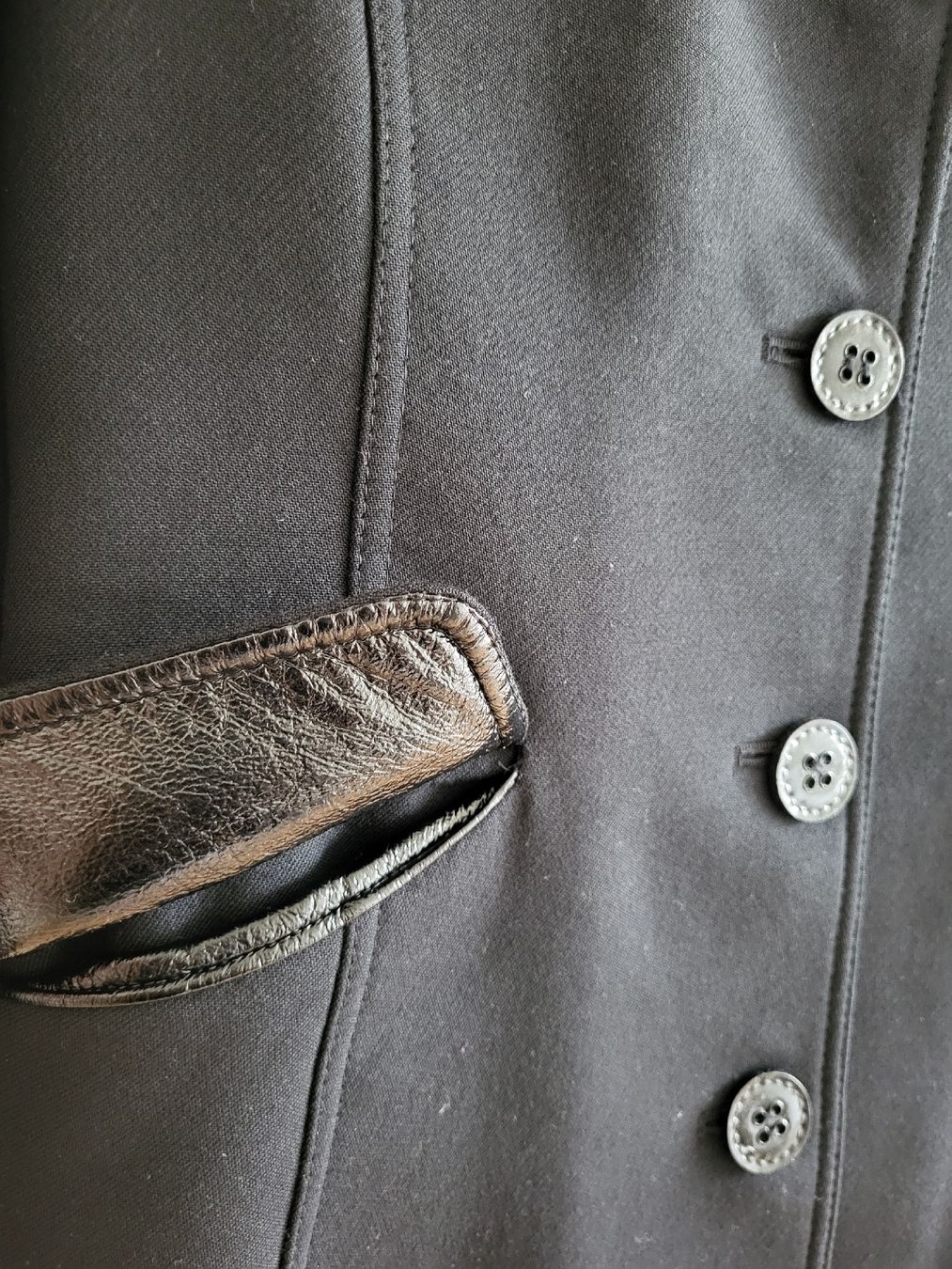 Fuchs Schmitt Cappotti: FUCHS SCHMITT Mantel Gr. 40  85% Wolle – Nuovo (secondo la descrizione) da Binningen venduto da Baseldani 3