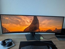 Dell UltraSharp U4919DW Monitor guter Zustand