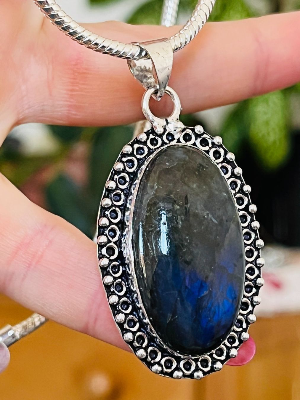 Catenine: LABRADORITE – Nuovo e nell'imballaggio originale da Genève venduto da AGBERG