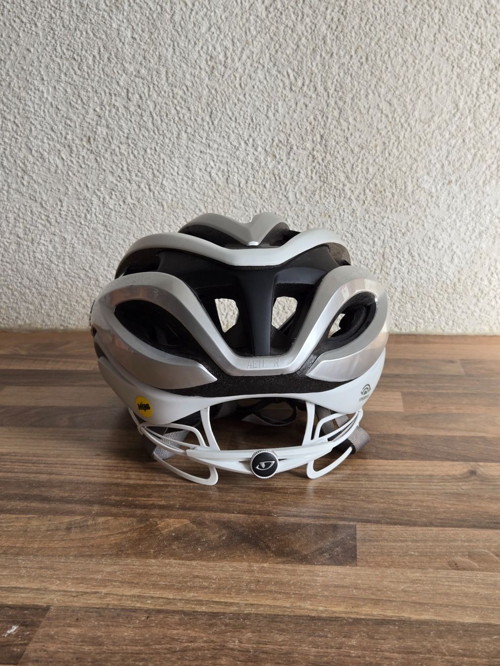 Giro Casques: Giro Aether Spherical MIPS – Neuf (Voir description) à Dübendorf par num_s69f 3