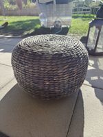 Hocker aus Bast