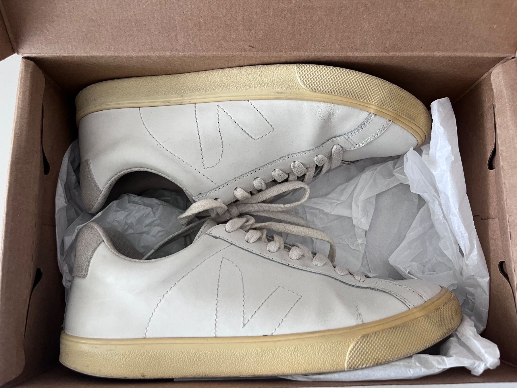 Veja Chaussures femmes: VEJA Esplar Sneackers low, weiss Gr. 38 – D'occasion à Belp par Solyluna 6