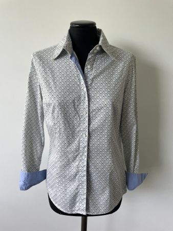 Klassische Bluse von Onara on Jeans - Gr. 36