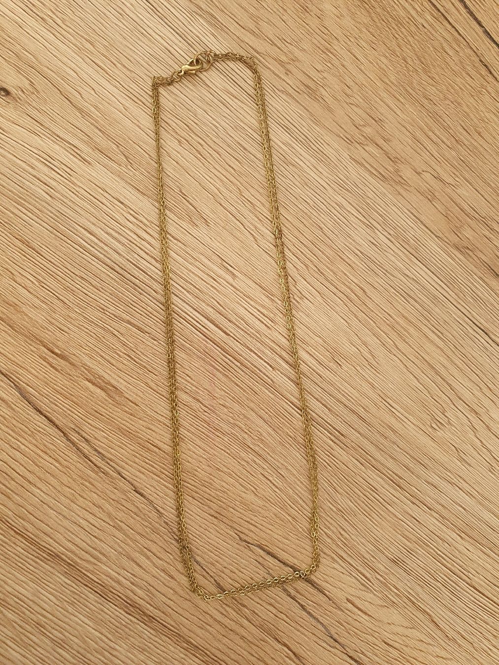 Ketten: Halskette goldfarben – Gebraucht aus Moosseedorf von Sonnenschein..