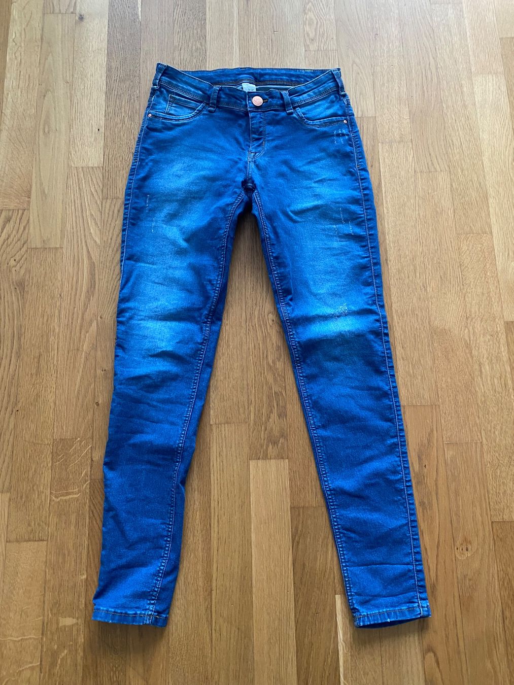 C&A Pantaloni: Jeans Mädchen – Usato da Riedholz venduto da emm_22qn
