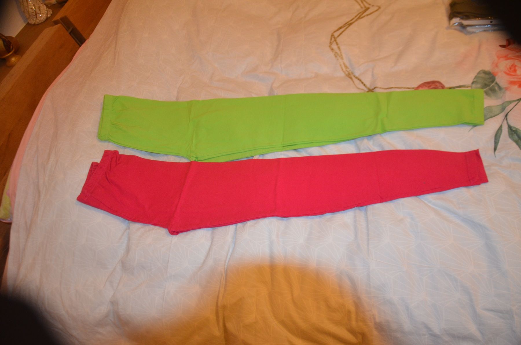 Leggings: TAILLE S - 2 PAAR LEGGINGS – Usato da Chiasso venduto da Dolly015