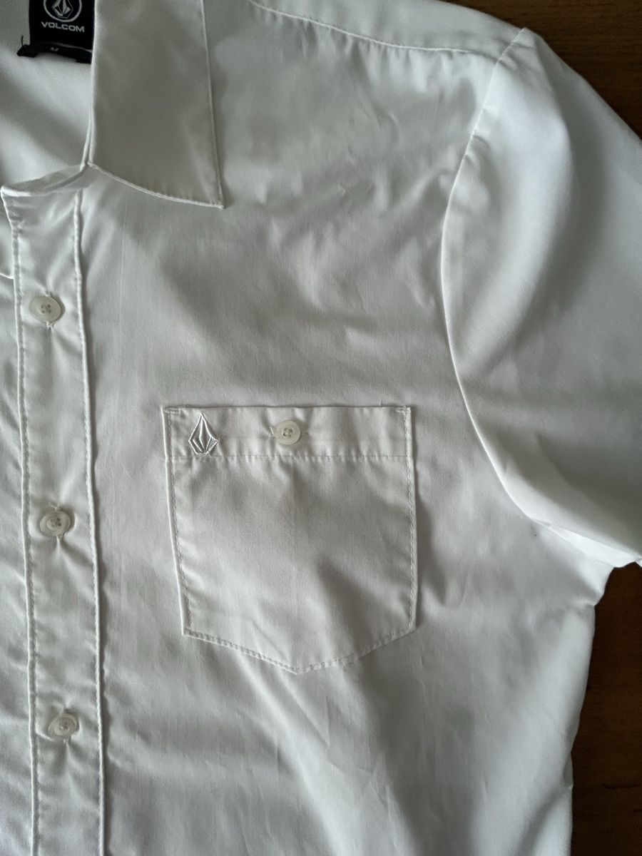 Camicie: Shirt Volcom white – Usato da Cavigliano venduto da Galgio 3