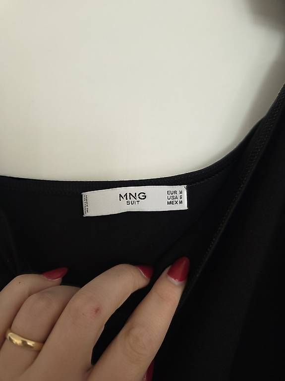 Mango Kleider: Schönes schwarzes Kleid schulterfrei – Neu (gemäss Beschreibung) aus Rüfenacht BE von Biancaro 3