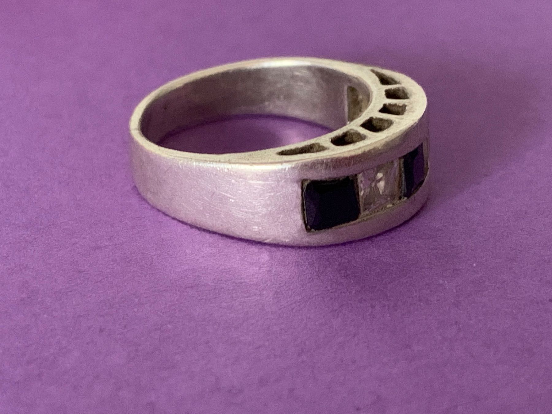 Ringe: Silberring lamellenglas schwarzweiss 57 – Gebraucht aus Dittingen von Bellevista 1