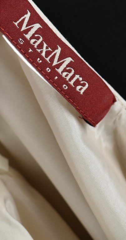 Max Mara Camicette: Max Mara Studio Bluse, edel, Gr.36, super Zustand – Nuovo (secondo la descrizione) da Nürensdorf venduto da 2ND_STORY 6