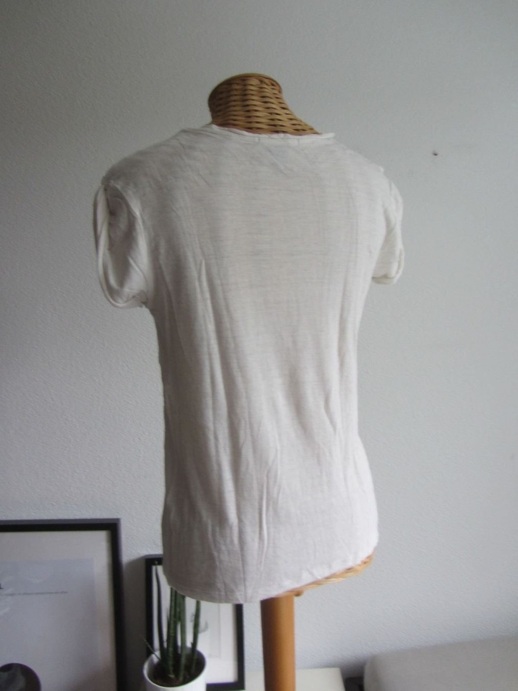T-shirt: FOREVER 21 - T-Shirt offweiss S – Usato da Zürich venduto da Diazaio 2