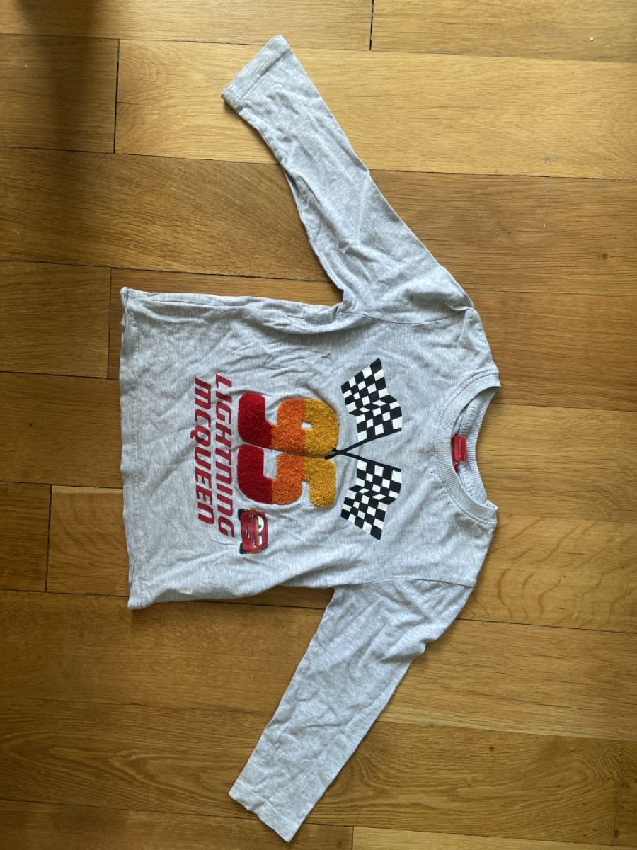 Disney Camicie, T-shirt & Polo: Kinder Shirt Lightning McQueen Grösse 110 gebraucht – Usato da Zürich venduto da ManonsVintage