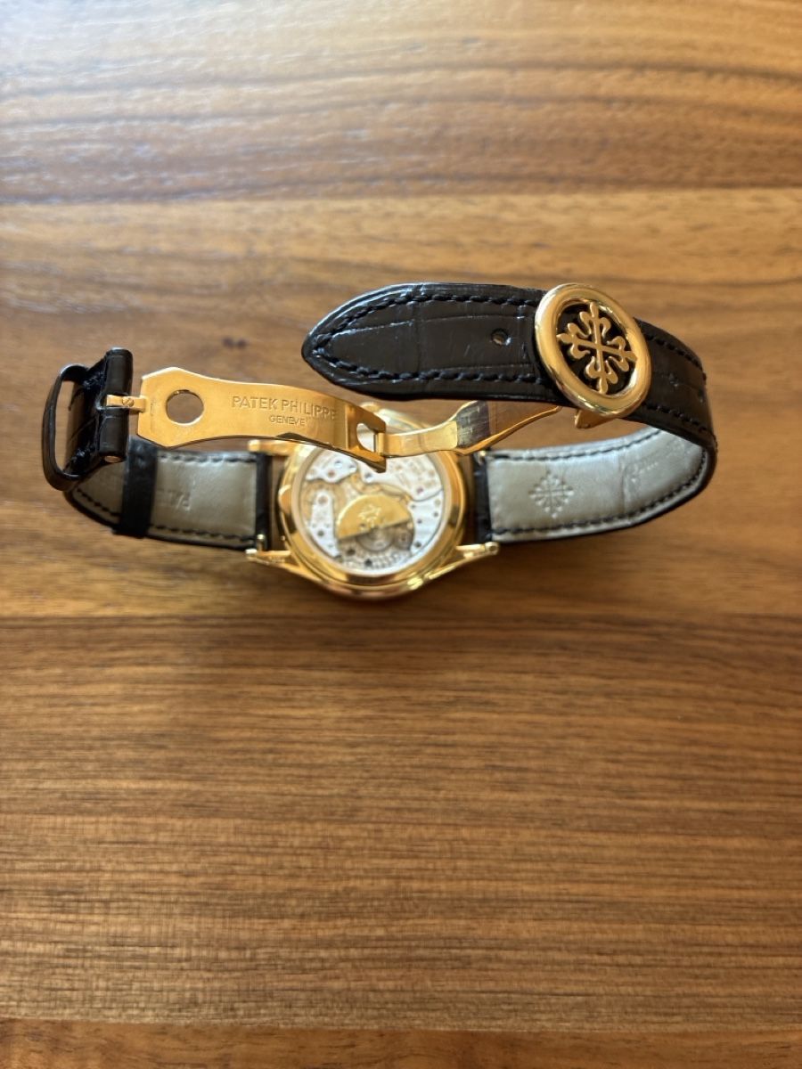 Patek Philippe Montres: Patek Philippe Perpetual Calendar – D'occasion à Pfäffikon SZ par StanleyCup 6