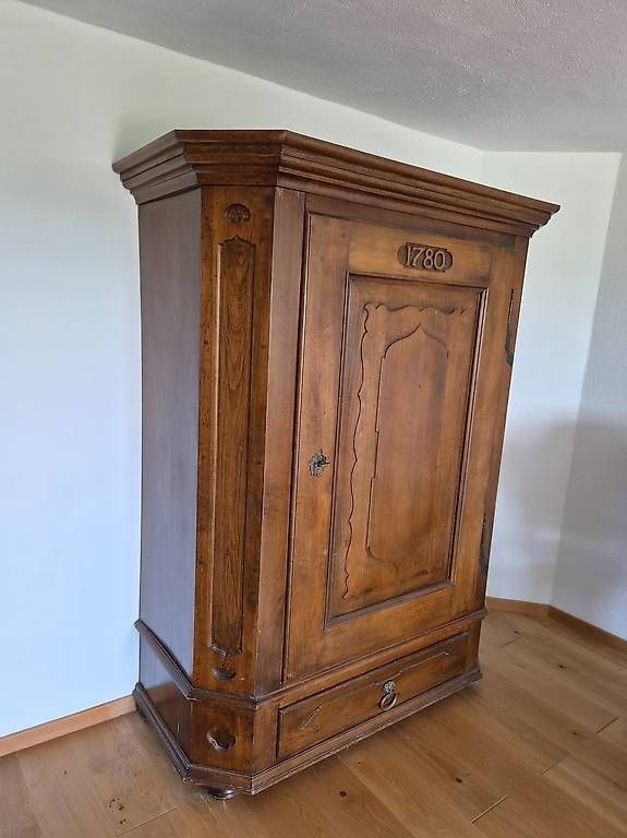 Armadi: Barockschrank  limitierte Reproduktion – Usato da Dachsen venduto da Sbritsch 3