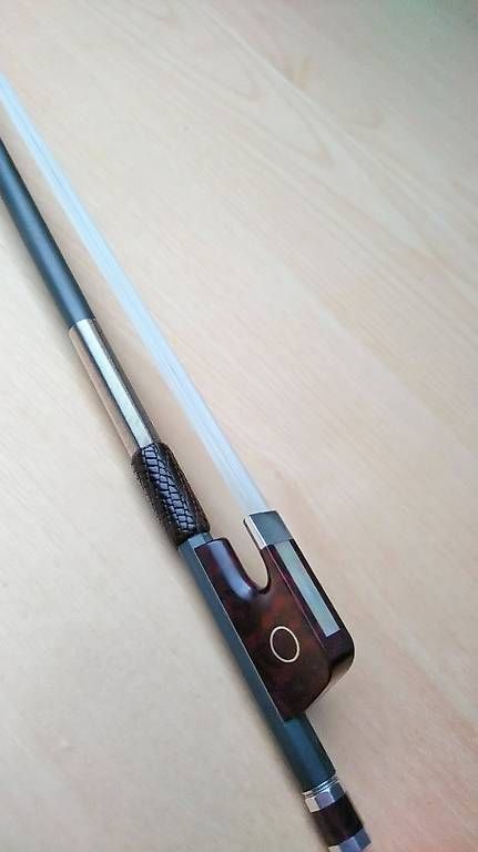 Strumenti musicali: Hochwertiger Geigenbogen / Violinbogen, 4/4 / Silber – Usato da Märstetten venduto da Jubal 2