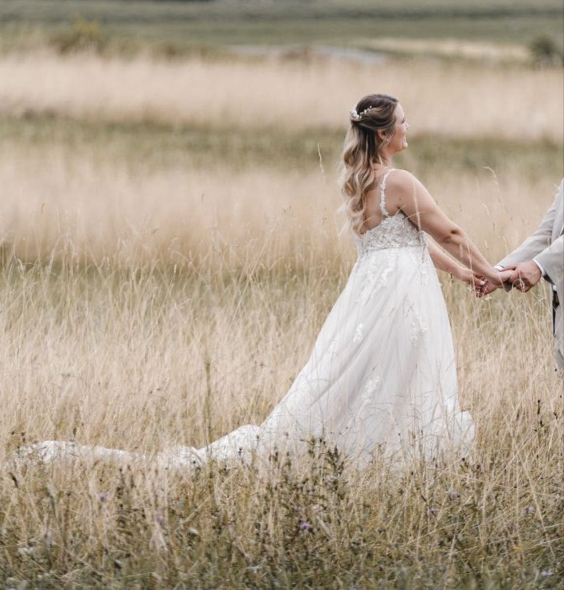 Vestiti: Hochzeitskleid Gr. M – Nuovo (secondo la descrizione) da Erlinsbach SO venduto da Veelvet42 1