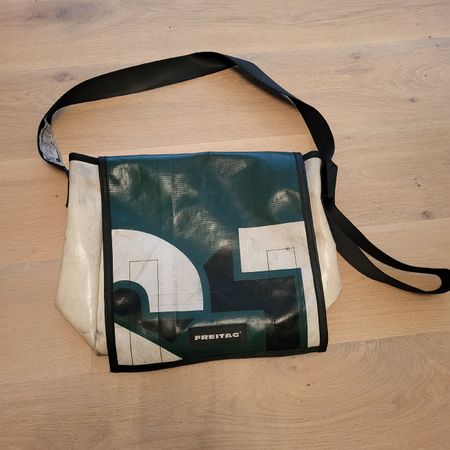 Original FREITAG Kuriertasche Messenger Bag Grün/Weiss