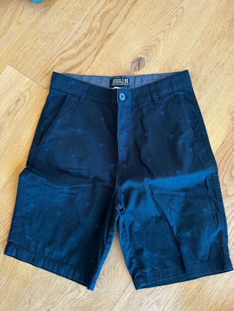 H&M Shorts mit Palmen Gr. 158