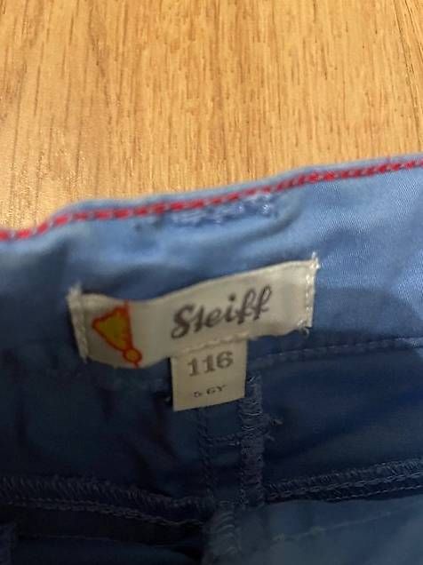 Pantalons: Hosen von Steiff in hellblau Gr. 116 – D'occasion à Pfäffikon Sz par alar 2