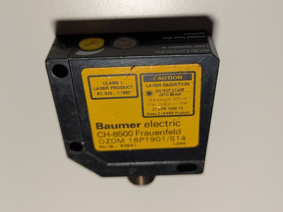 Composants électroniques: Baumer electric OZDM 16P1901/S14 – D'occasion à Sugiez par dbm_7l29 2
