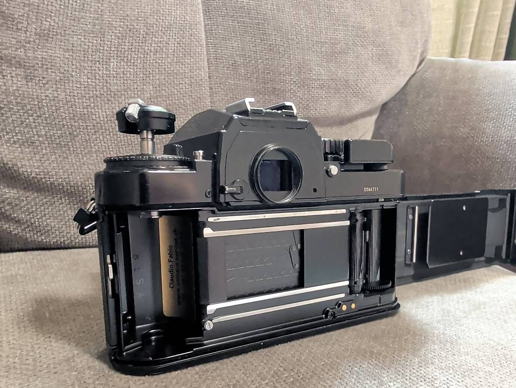 Nikon Kamera: Nikon FA noir bon état – Gebraucht aus Collombey von dan_kf9j 2