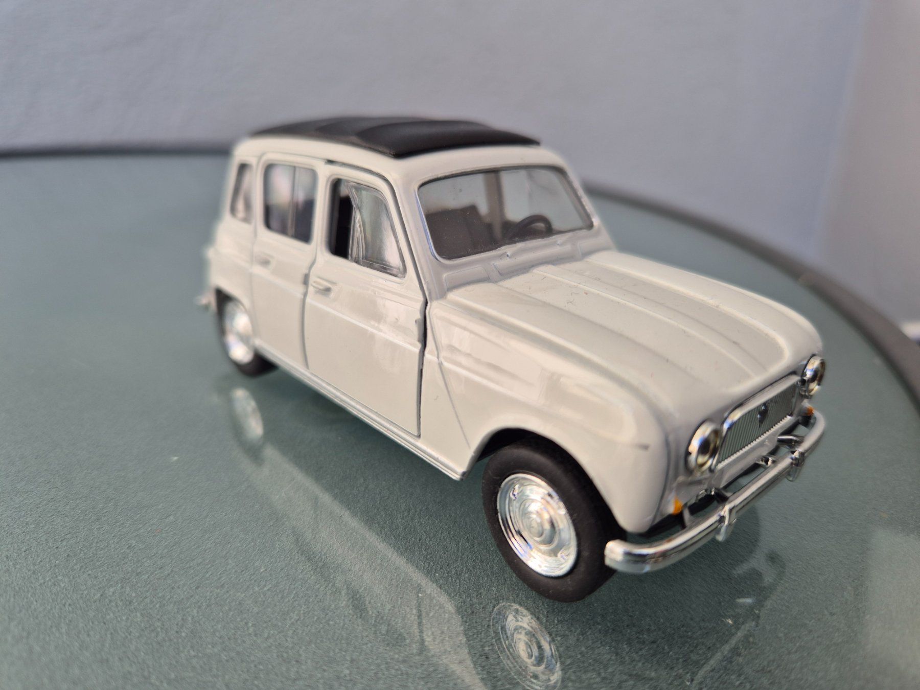 Renault Voitures modèles: Renault 4 Welly. – D'occasion à Oberbuchsiten par laffite54 1