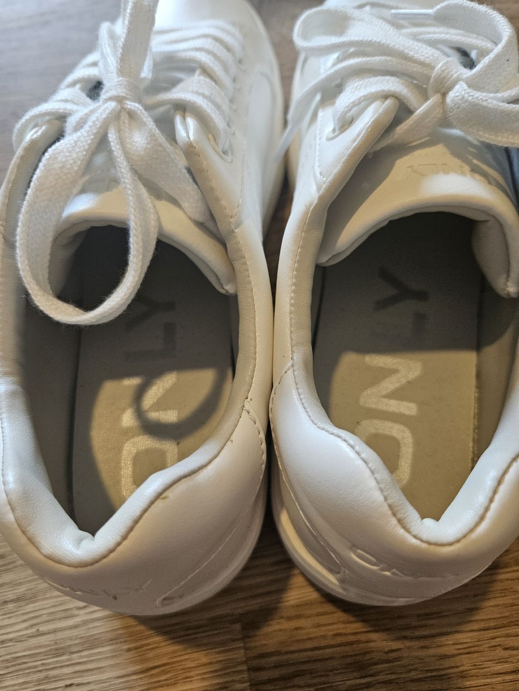Only Scarpe da donna: Only Sneaker, Grösse 39, Neu mit Etikett – Nuovo (secondo la descrizione) da Uettligen venduto da Polarbaer8 3