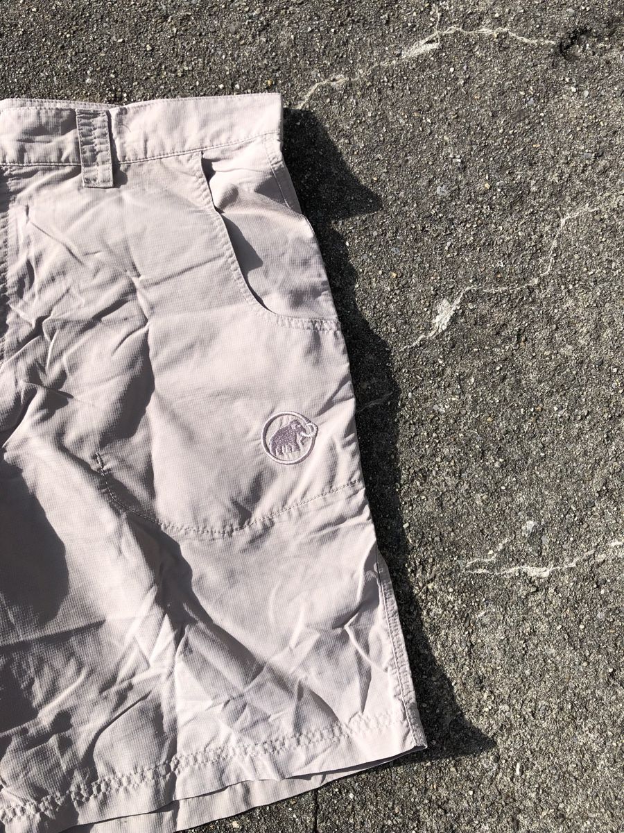 Mammut Pantaloni: Mammut Shorts Grösse 50 – Usato da Fribourg venduto da ann_l9b7 1