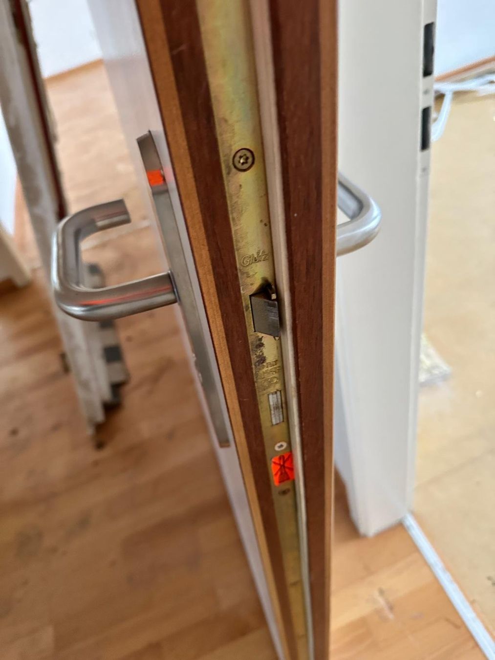 Porte: Sicherheitstür mit Rahmen – Usato da Spreitenbach venduto da Space_X 5