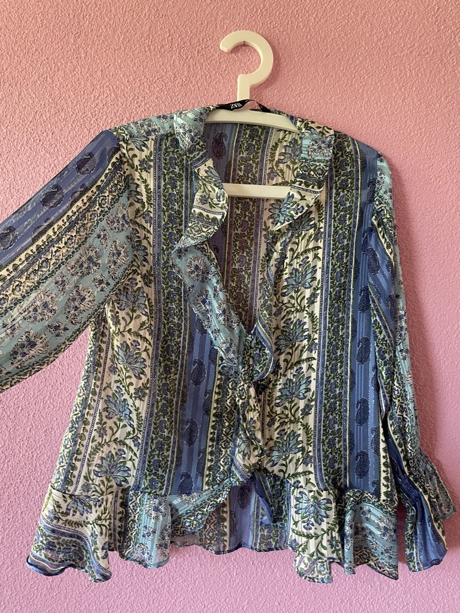 Zara Camicette: ZARA Bluse mit Blumenmuster und Rüschen Grösse S – Nuovo (secondo la descrizione) da Neuenhof venduto da Ronca