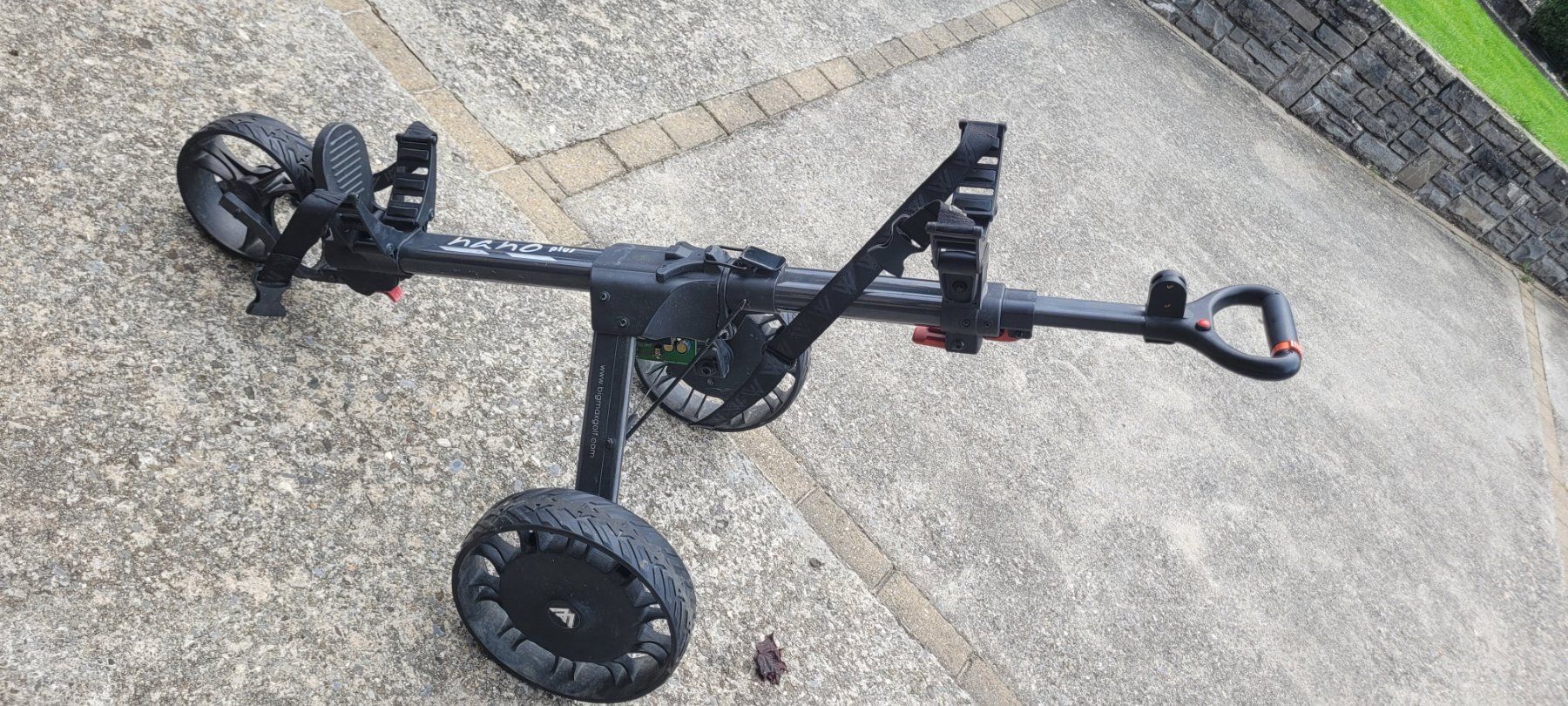 Big Max Trolley: Chariot de golf BIG MAX NANO défectueux – Difettoso da Muraz (Collombey) venduto da eaglesta 1