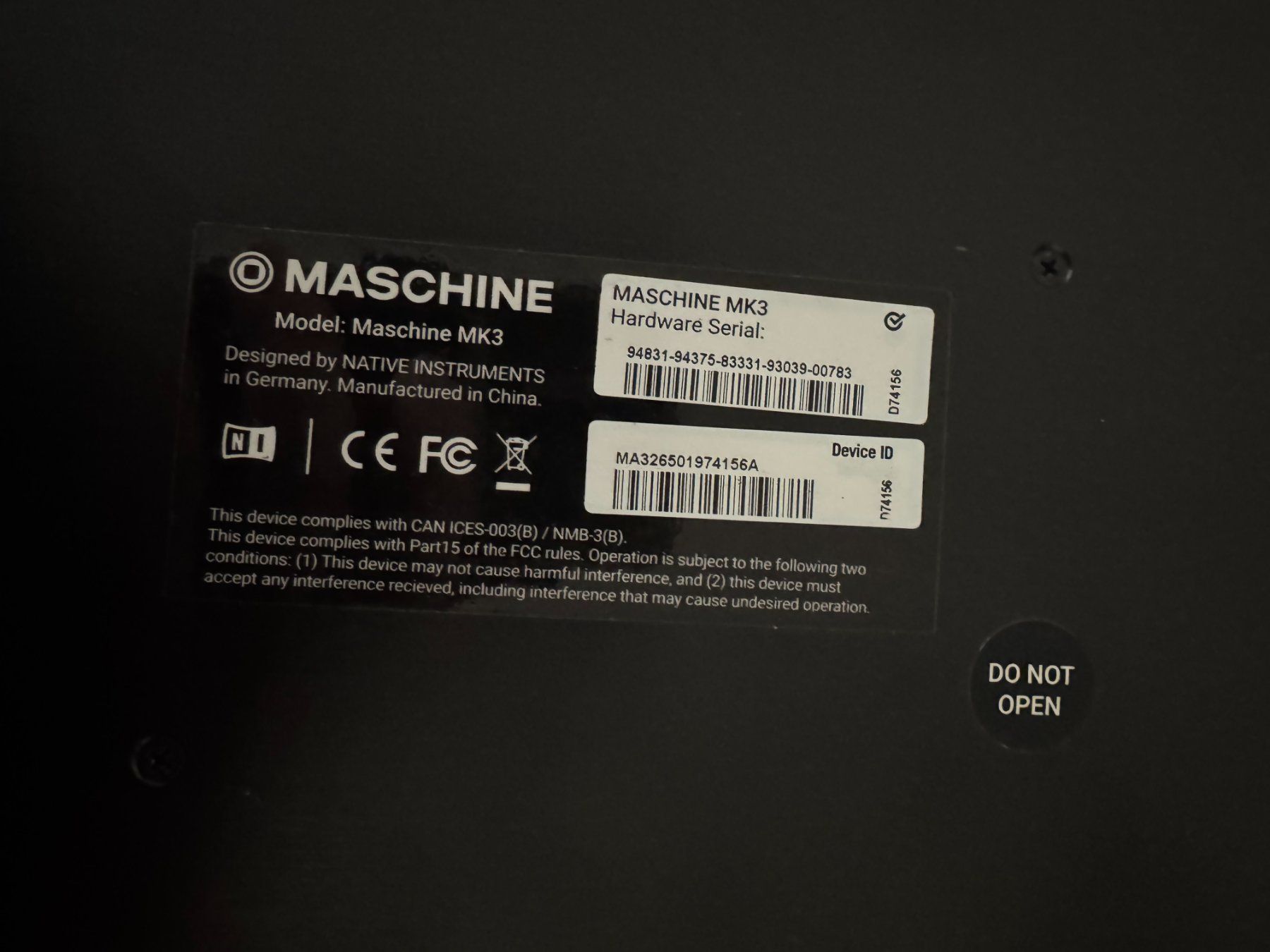 Native Instruments Musikinstrumente: Controller Maschine MK3 – Gebraucht aus Embrach von ThiagoG01 2