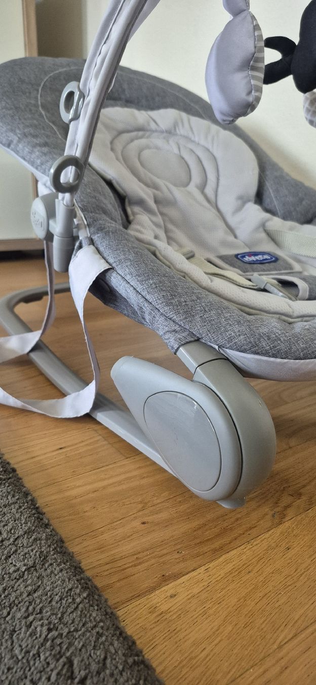 Chicco Sdraiette & Sdraiette a dondolo: Sdraietta Chicco grigio ben tenuta – Usato da Oberengstringen venduto da jessica2023 4