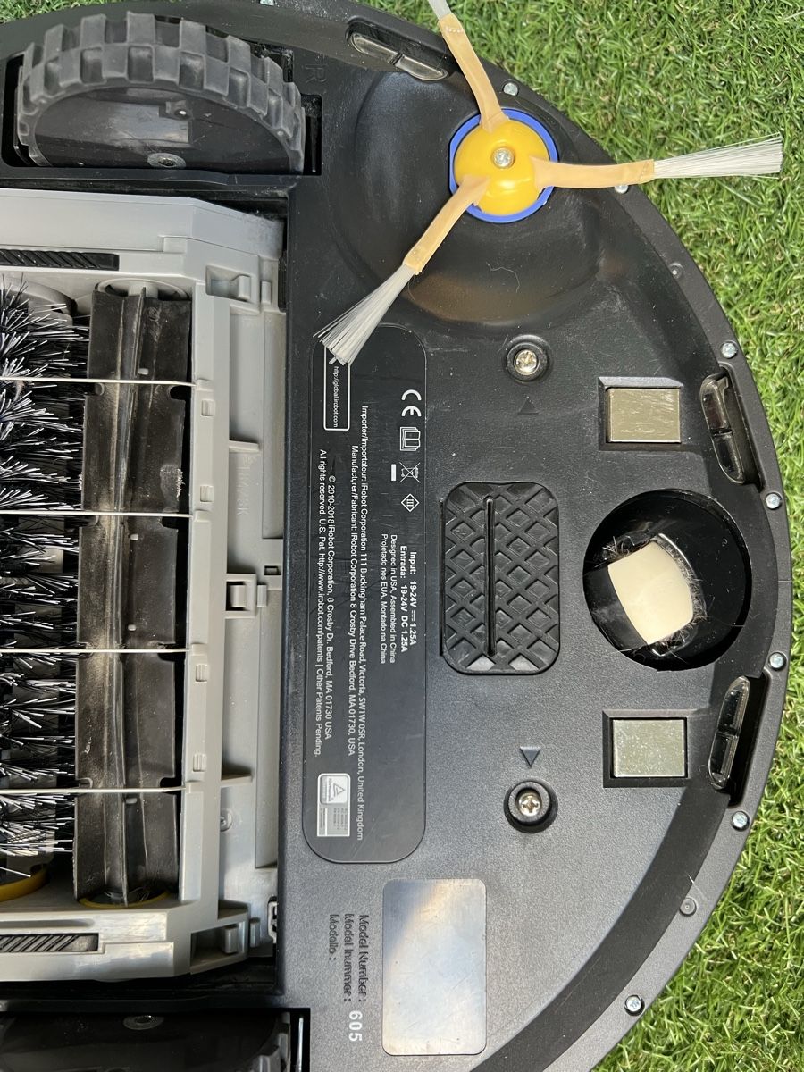 Irobot Staubsauger & Zubehör: iRobot Roomba 605 Roboterstaubsauger – Gebraucht aus Chur von ZATO 9