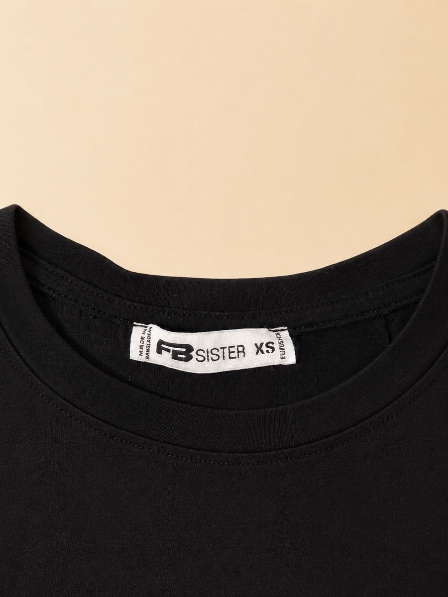 T-shirt: T-SHIRT NOIR GRAPHIQUE – Nuovo (secondo la descrizione) da Lausanne venduto da KeNaChic 2