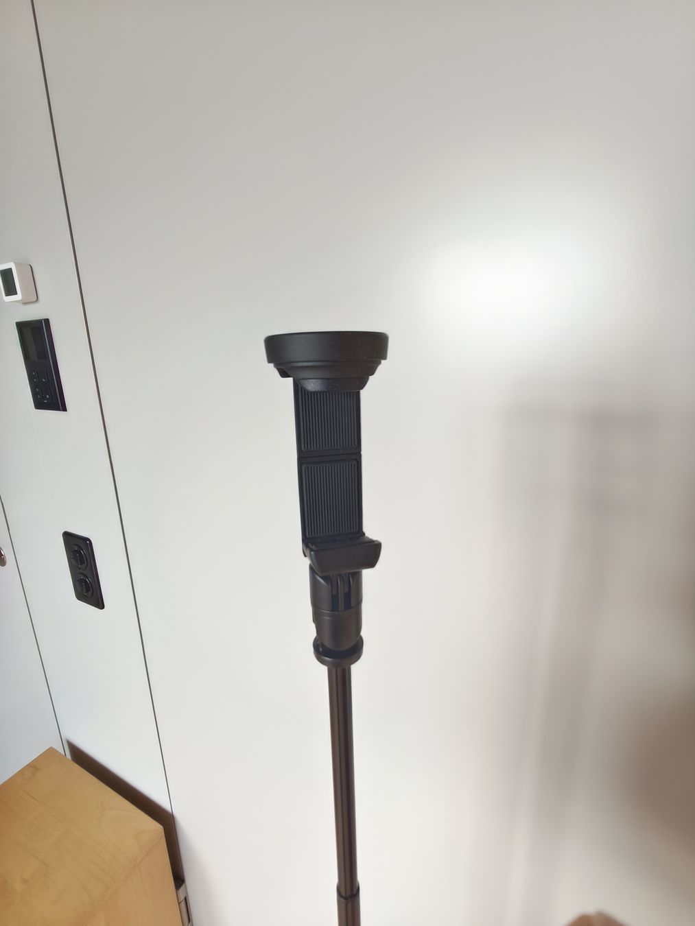 Treppiedi & Teste: RTAKO stable tripod - Perfect for summer snapshots! – Nuovo (secondo la descrizione) da Zürich venduto da yul_7ccq 3