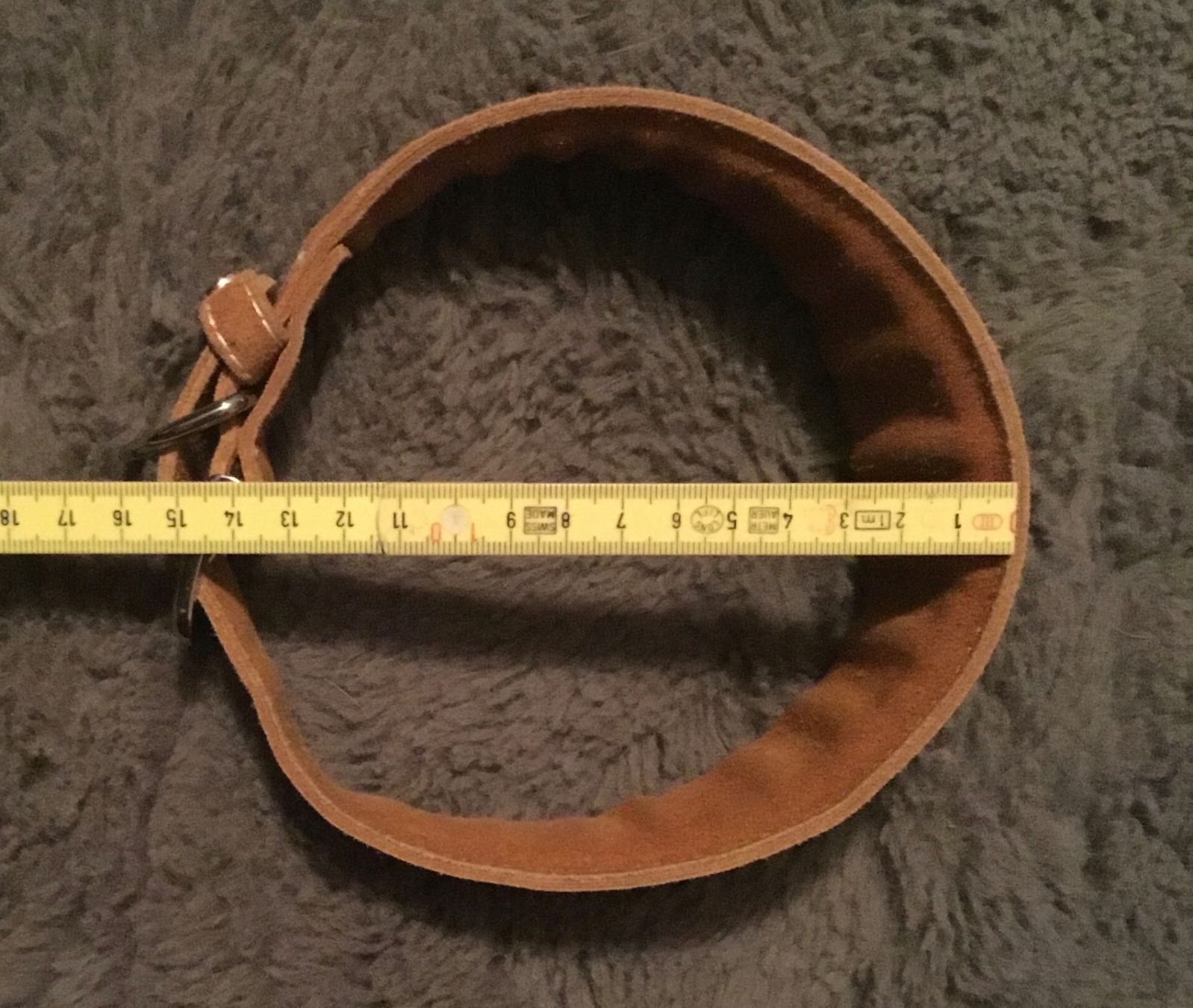 Guinzagli & Collari: Hundehalsband – Usato da Schlieren venduto da Jeajet 3