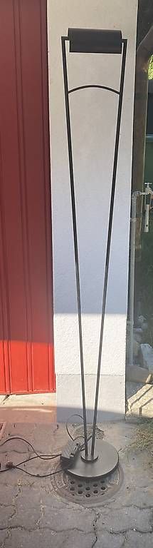 Lampade: Lampe à pied avec variateur – Usato da La Neuveville venduto da Pierre.1