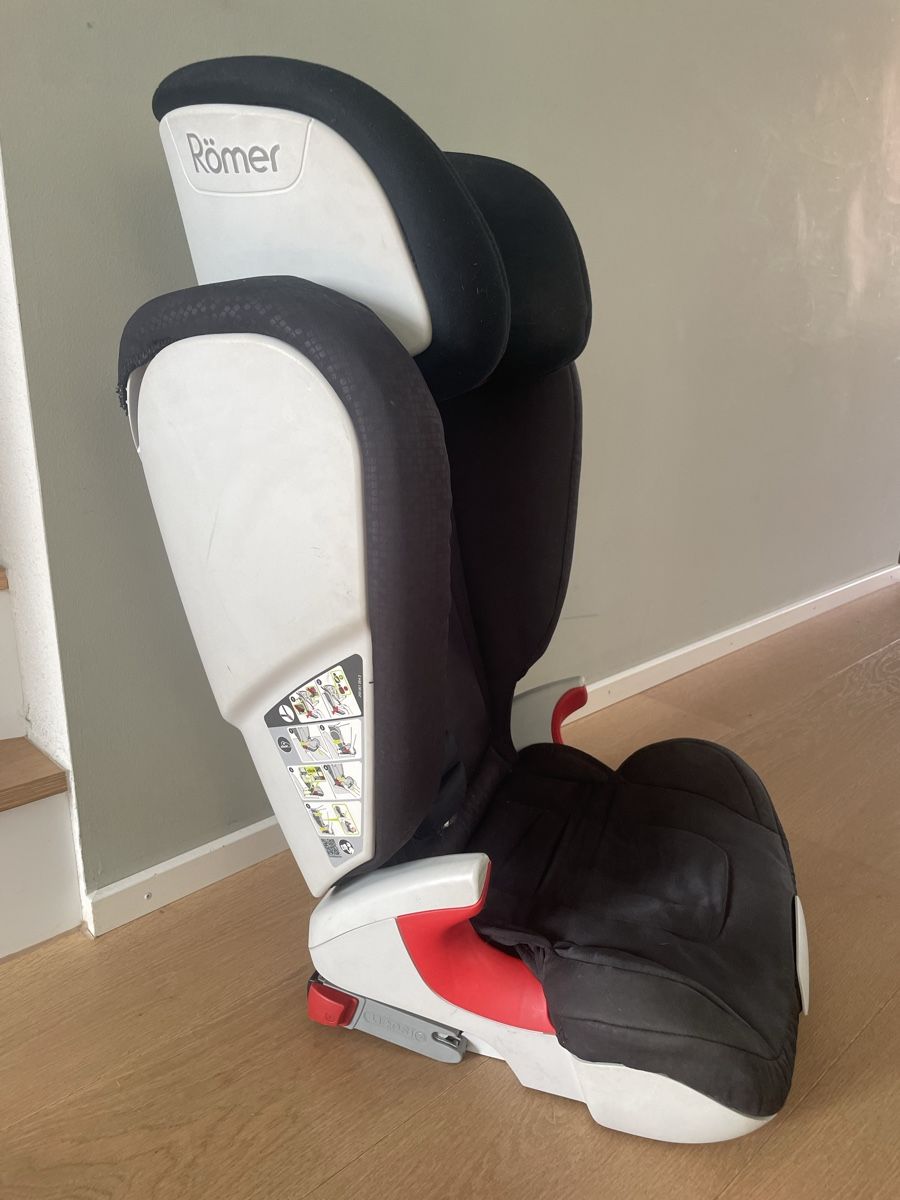 Britax Römer Seggiolini per auto: RÖMER Kidfix XP, 15-36 kg, black thunder – Usato da Bonstetten venduto da soleillle 1