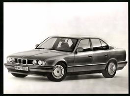 Fotografie Auto BMW 520 i, Stufenheck-Li