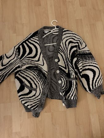 Strickjacke